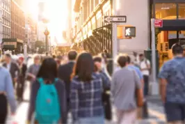 Can Google Maps work indoors, and what are the alternatives?